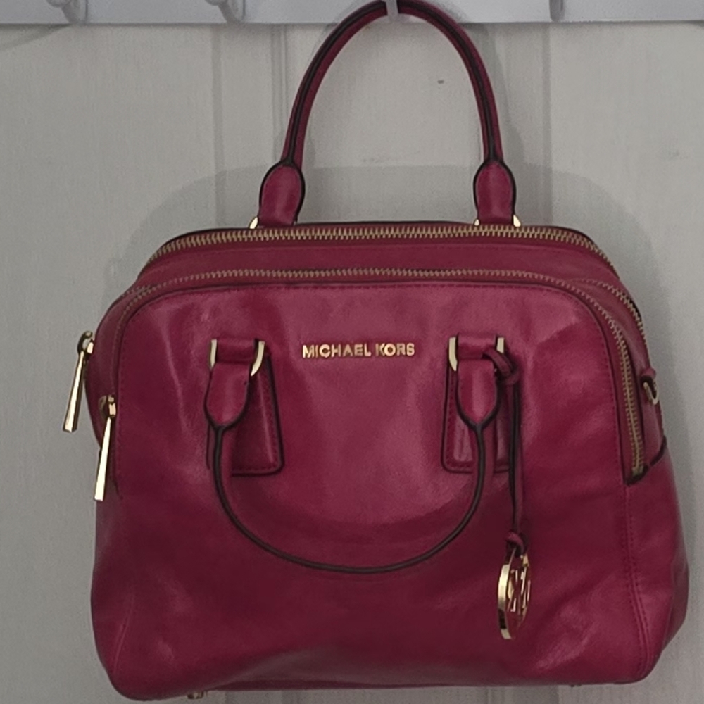 Michael Kors Alexis Medium Bag